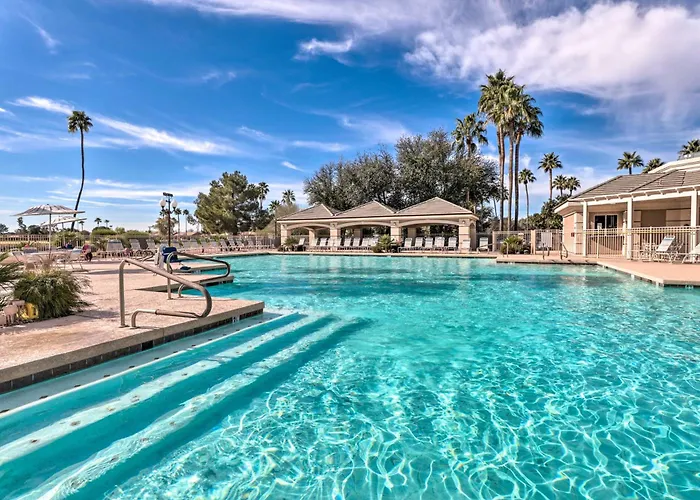 Pool Access: Oakwood In *
